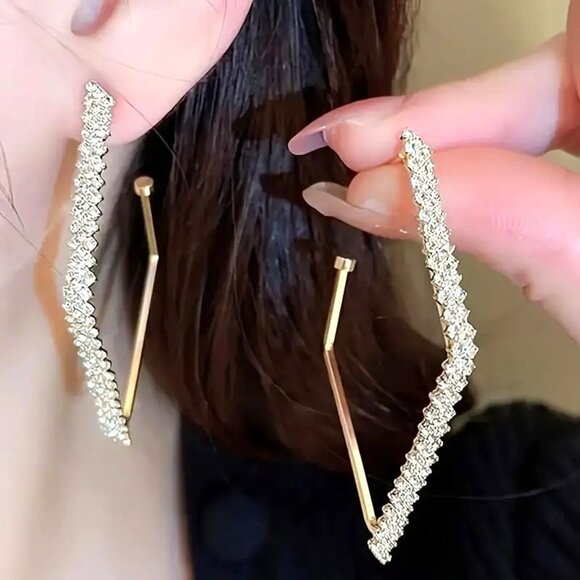 Gold Tone Rhinestone Zigzag Drop‎ Earrings - Picture 1 of 3